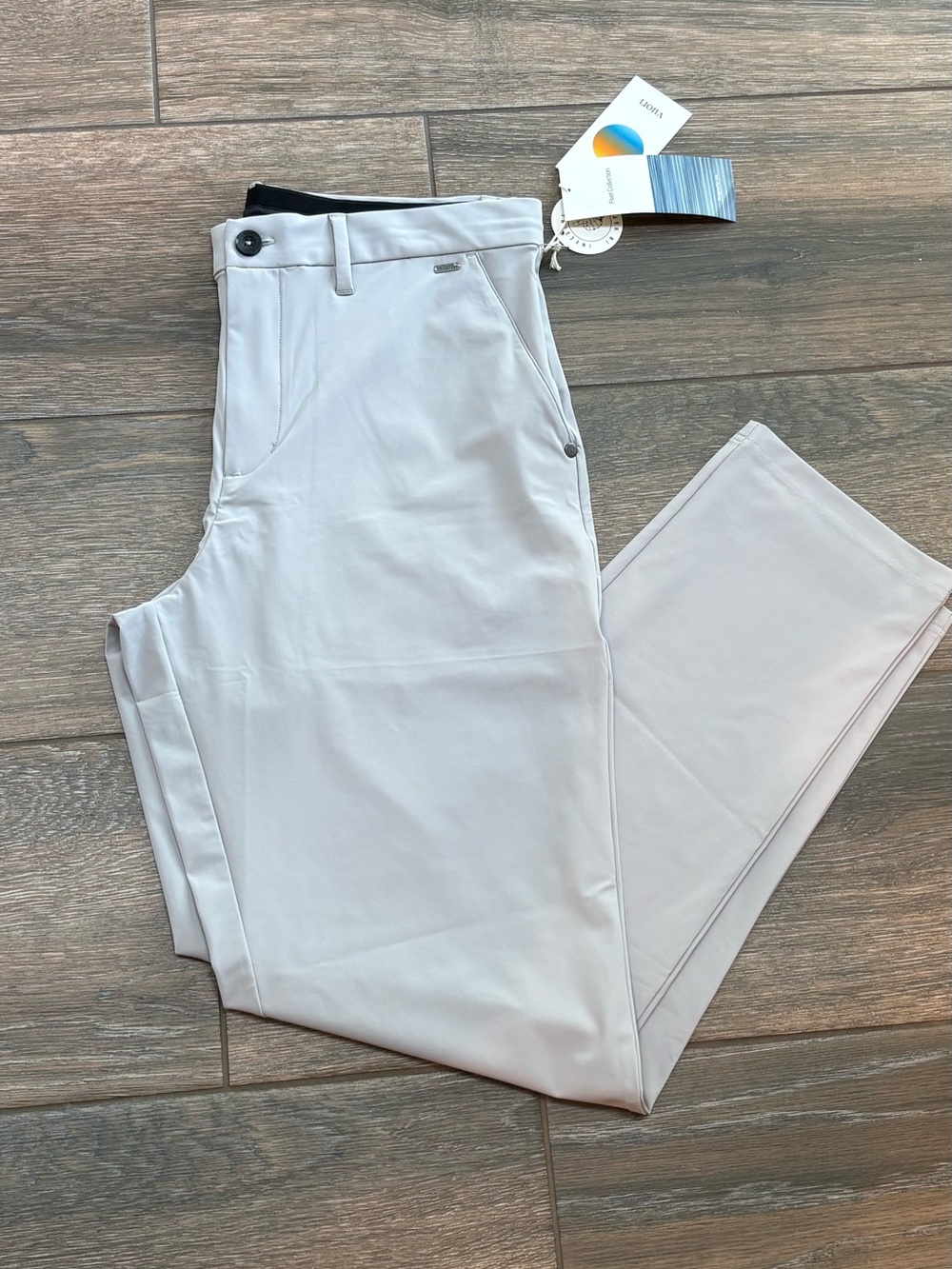 NWT Vuori Men's Fleet Chino Performance Pants - Gray SZ 32
